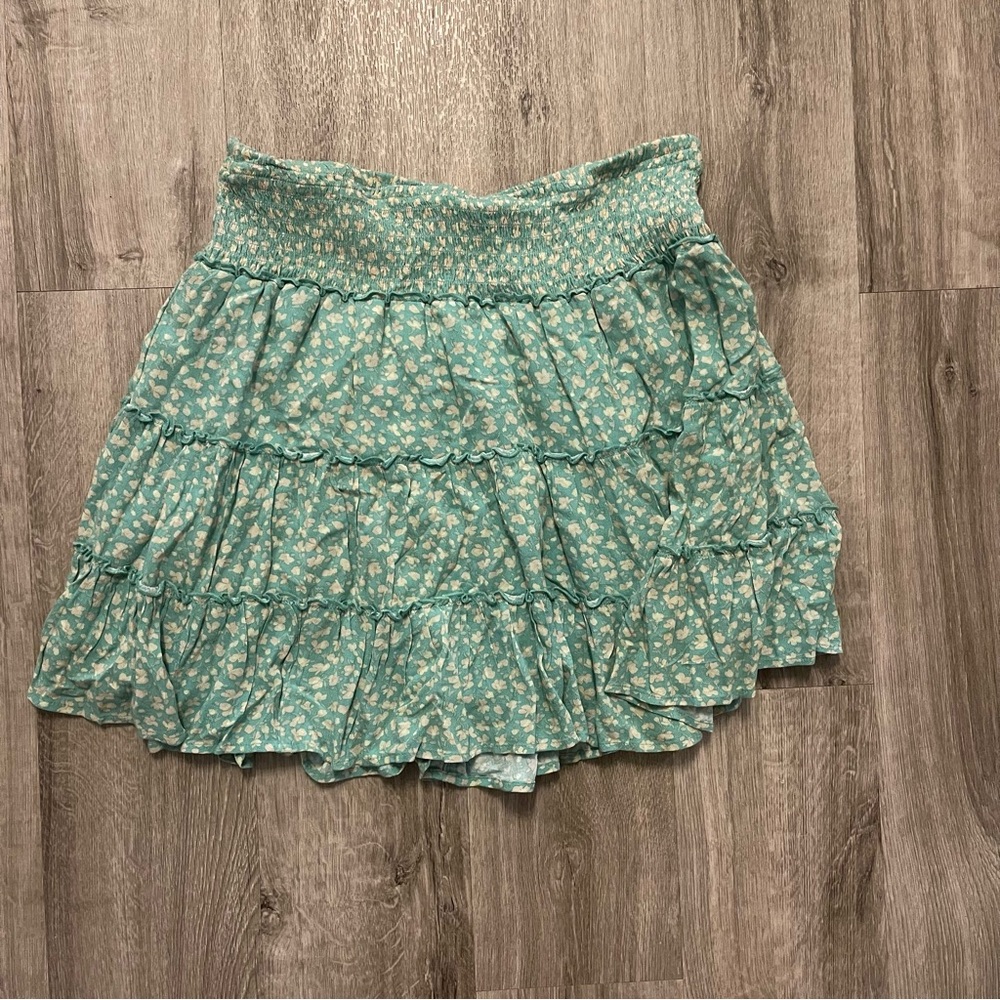 American Eagle Floral Skirt